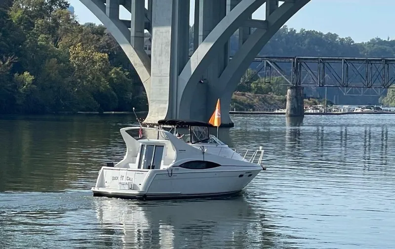Slide: The Image of Carver Yachts 350 Mariner 1999 - 6957221