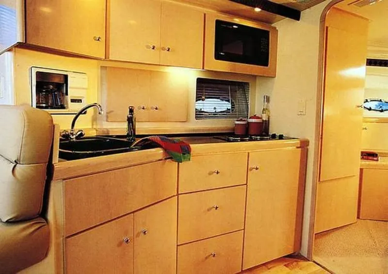 Slide: The Image of Carver Yachts 350 Mariner 1999 - 6957228