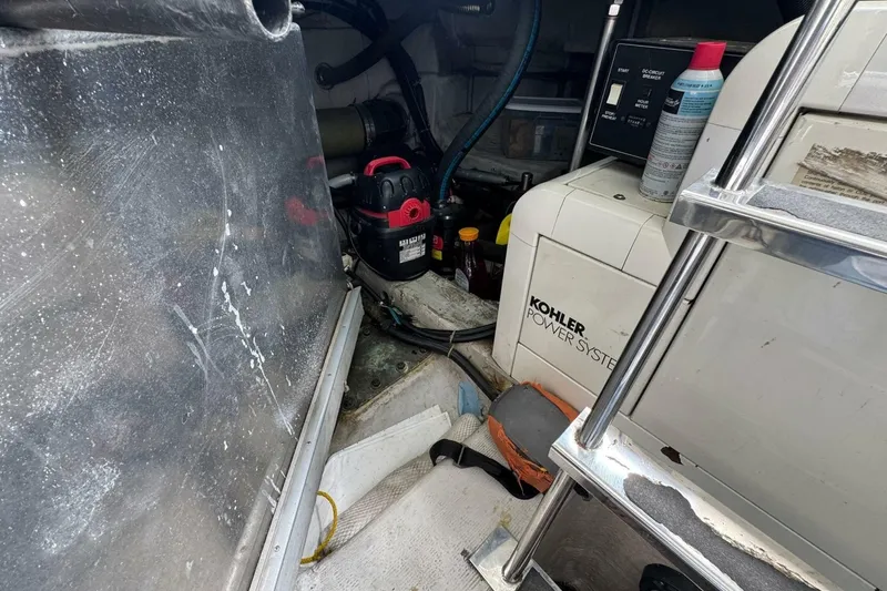 Slide: The Image of Carver Yachts 450 Voyager Pilothouse 1999 - 6957418