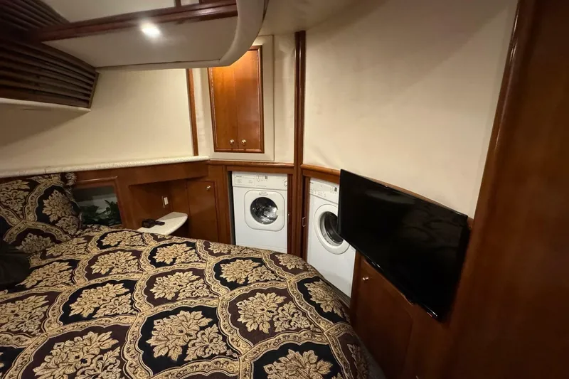 Slide: The Image of Carver Yachts 450 Voyager Pilothouse 1999 - 7243192