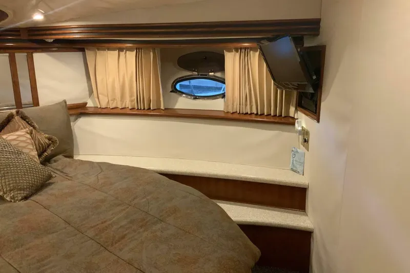 Slide: The Image of Carver Yachts 450 Voyager Pilothouse 1999 - 7539344