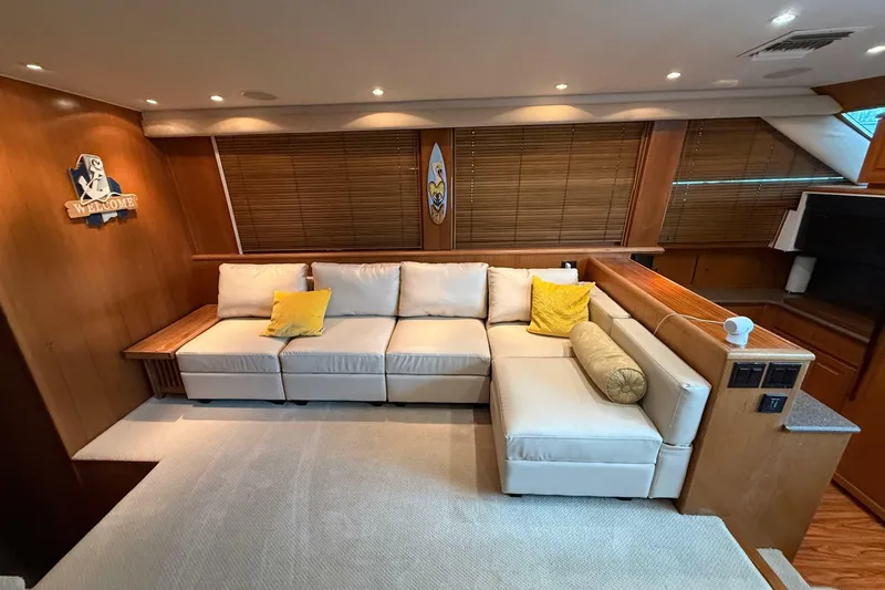 Slide: The Image of Hatteras 52 Sport Deck Motor Yacht 1998 - 7243547