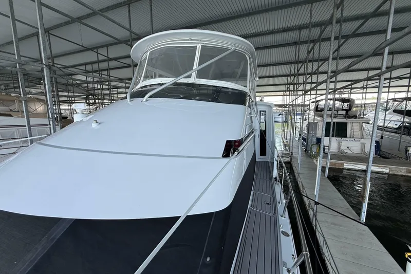 Slide: The Image of Hatteras 52 Sport Deck Motor Yacht 1998 - 6957504
