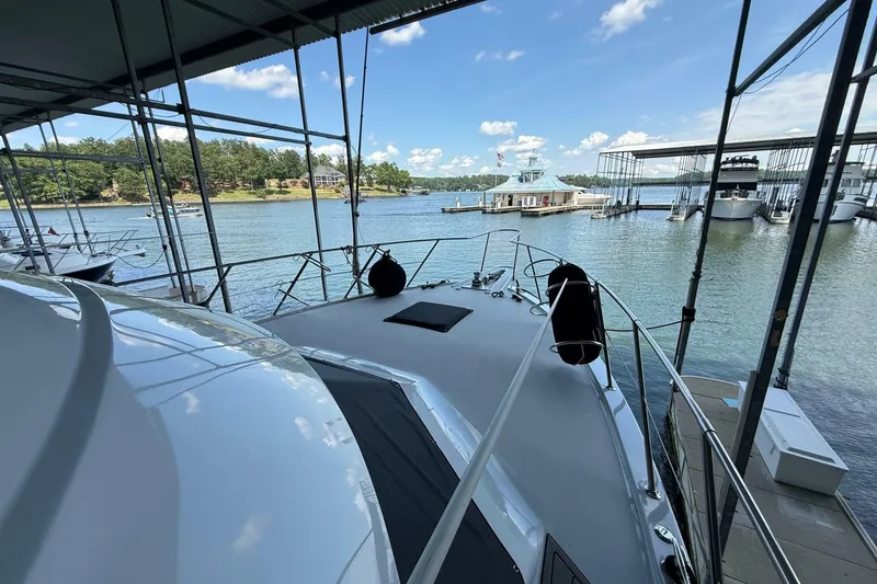 Slide: The Image of Hatteras 52 Sport Deck Motor Yacht 1998 - 6957511