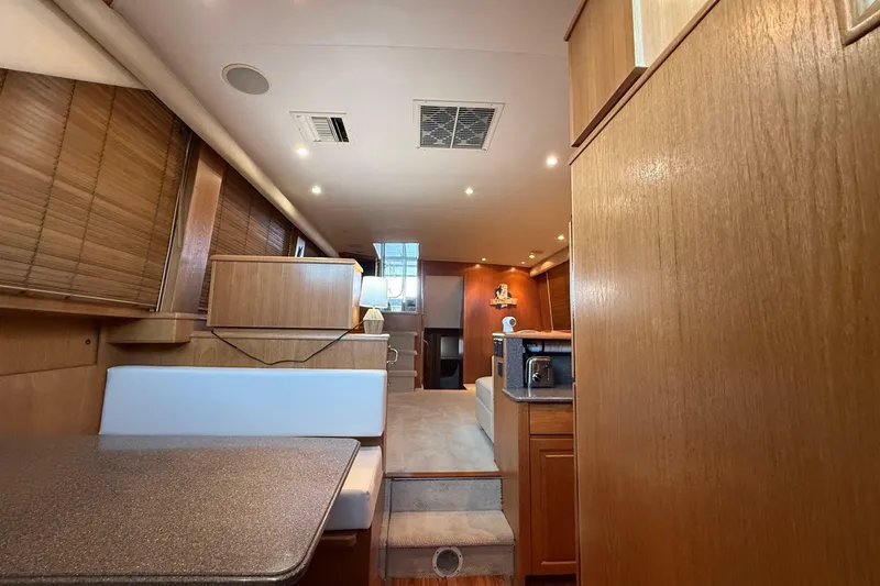 Slide: The Image of Hatteras 52 Sport Deck Motor Yacht 1998 - 7243583
