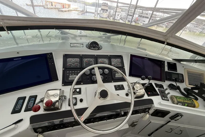Slide: The Image of Hatteras 52 Sport Deck Motor Yacht 1998 - 6957541