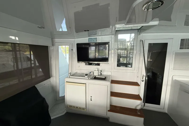 Slide: The Image of Hatteras 52 Sport Deck Motor Yacht 1998 - 6957526