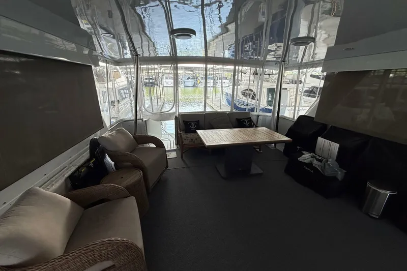 Slide: The Image of Hatteras 52 Sport Deck Motor Yacht 1998 - 6957533