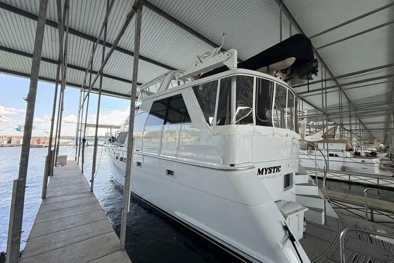 Slide: The Image of Hatteras 52 Sport Deck Motor Yacht 1998 - 6957476