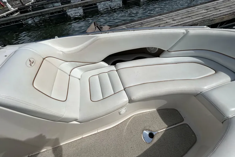 Slide: The Image of Sea Ray 280 Bow Rider 1998 - 6957658