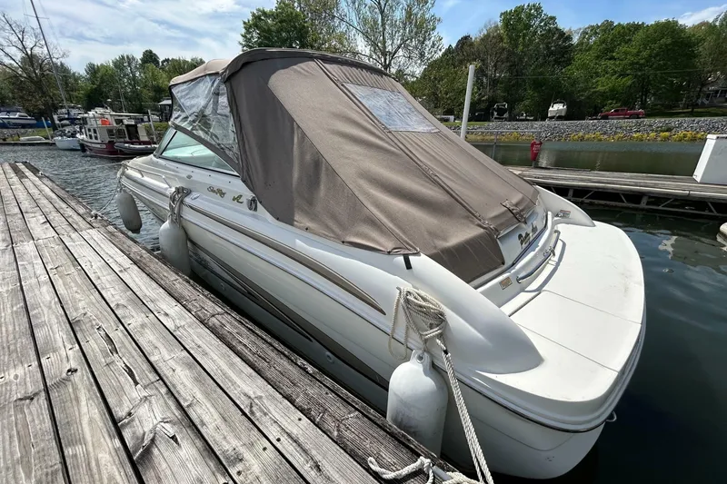 Slide: The Image of Sea Ray 280 Bow Rider 1998 - 6957617