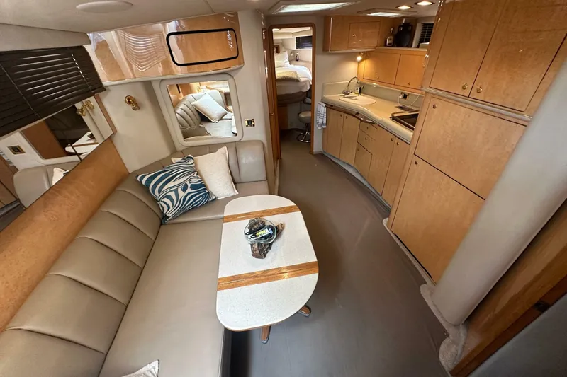 Slide: The Image of Sea Ray 450 Sundancer 1998 - 6957524