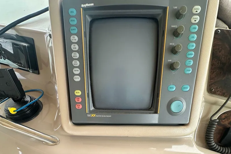 Slide: The Image of Sea Ray 450 Sundancer 1998 - 6957597
