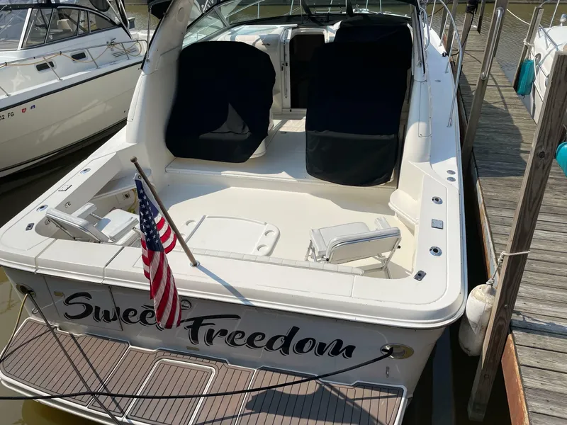 Slide: The Image of Sea Ray 330 Express 1997 - 7243953