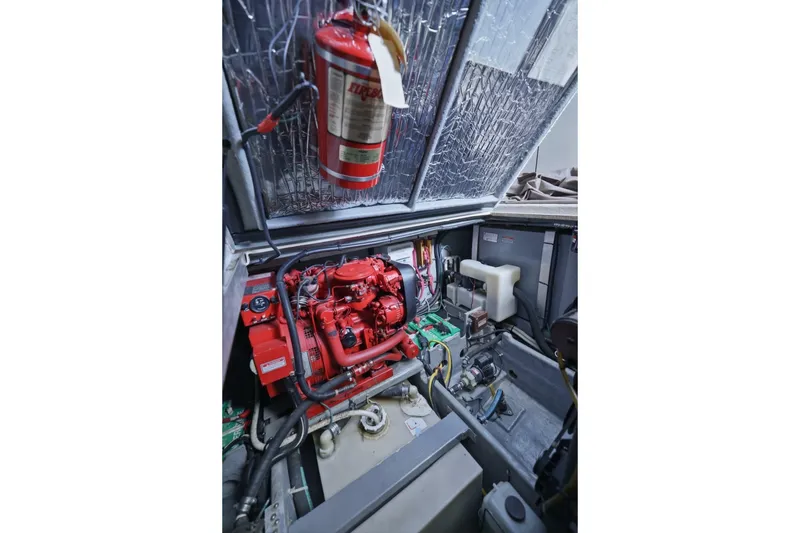 Slide: The Image of Sea Ray 370 Aft Cabin 1997 - 7394817