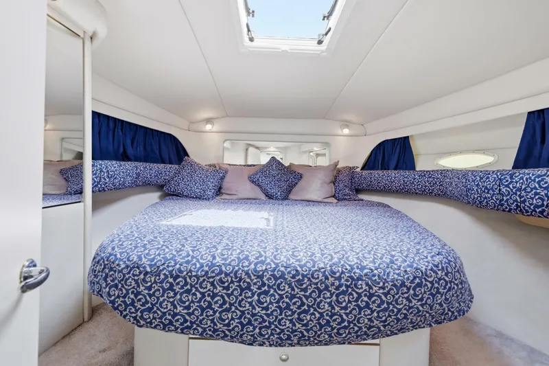 Slide: The Image of Sea Ray 370 Aft Cabin 1997 - 6958049
