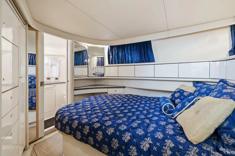 Slide: The Image of Sea Ray 370 Aft Cabin 1997 - 6958067
