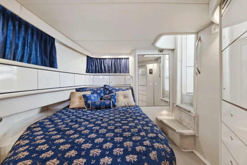 Slide: The Image of Sea Ray 370 Aft Cabin 1997 - 7394785