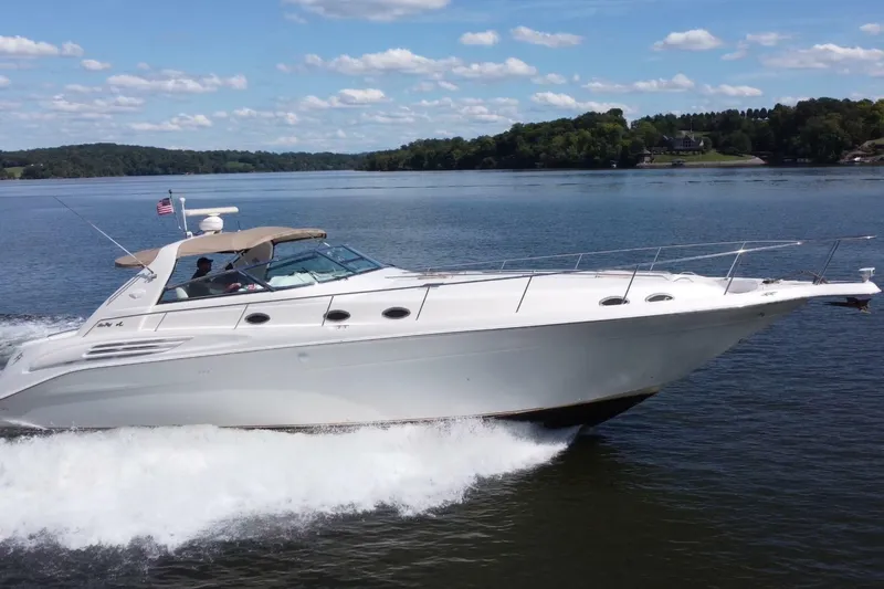 The Image of Sea Ray 450 Sundancer 1997 - 7244045