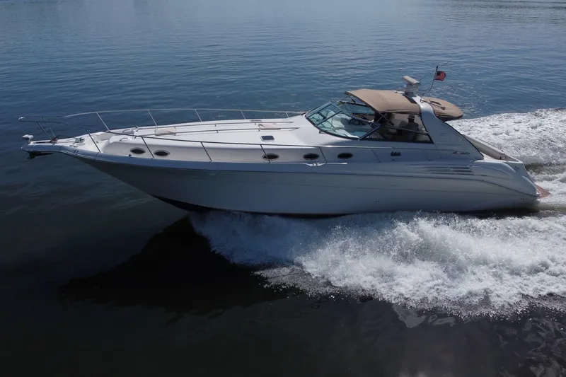 Slide: The Image of Sea Ray 450 Sundancer 1997 - 7394859