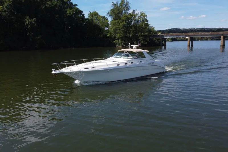 Slide: The Image of Sea Ray 450 Sundancer 1997 - 7244054