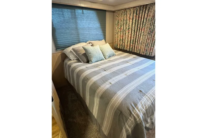 Slide: The Image of Gibson 50 Cabin Yacht 1996 - 7153266