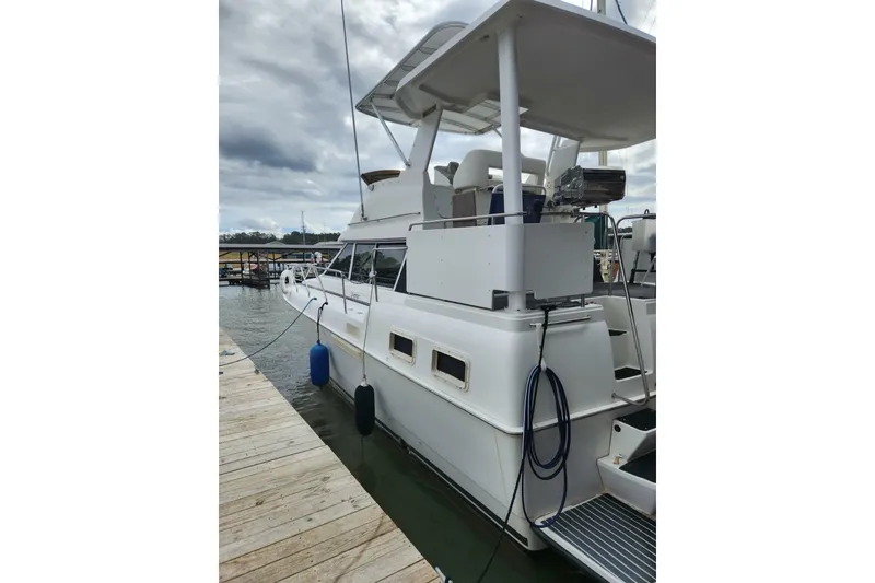 Slide: The Image of Silverton 34 Motor Yacht 1996 - 6963898