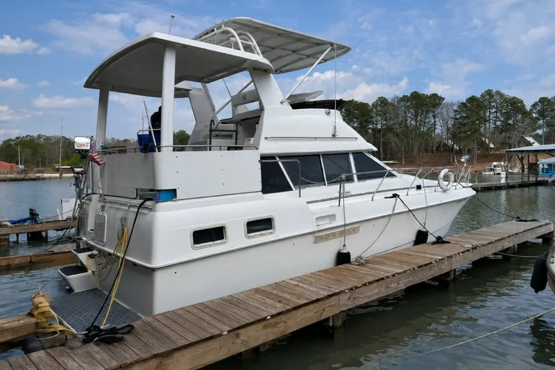 The Image of Silverton 34 Motor Yacht 1996 - 7853769