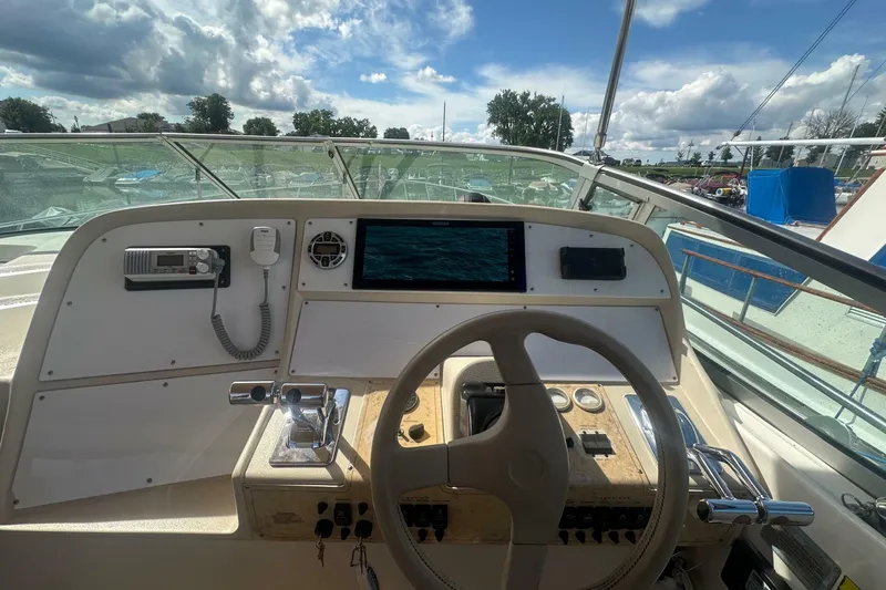 Slide: The Image of Cruisers 3575 Esprit 1995 - 7244357