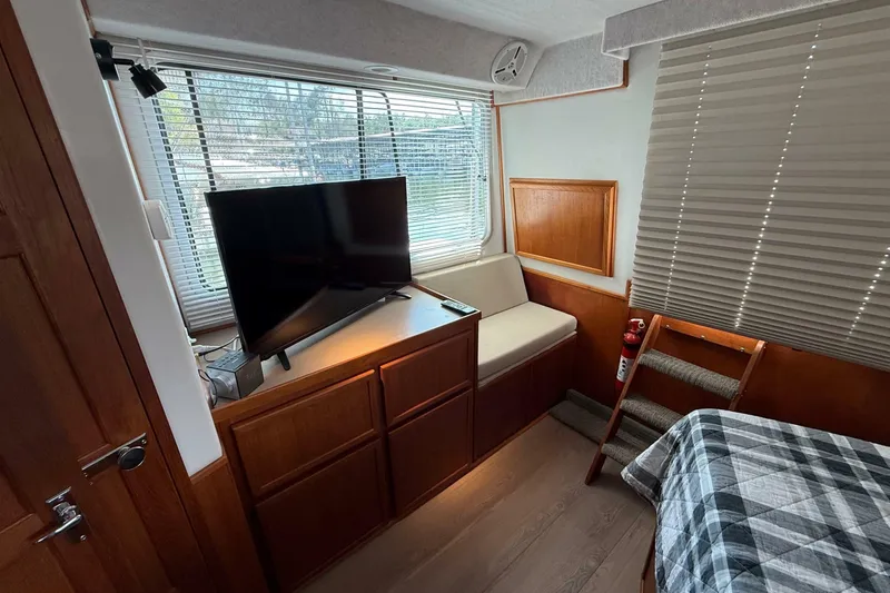 Slide: The Image of Harbor Master 52 Wide Body 1995 - 7244445
