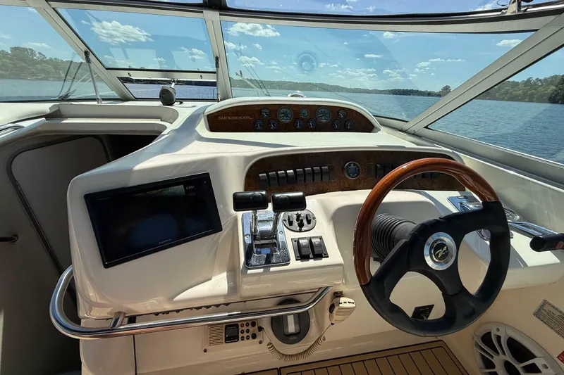 Slide: The Image of Sea Ray Sundancer 330 1995 - 7244534