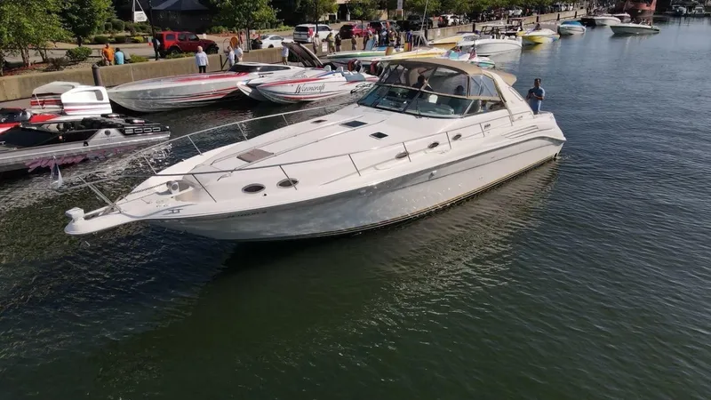 Slide: The Image of Sea Ray 450 Sundancer 1995 - 6958246