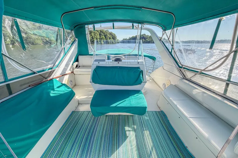 Slide: The Image of Carver Yachts 380 Santego 1994 - 6958368