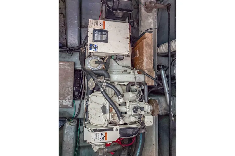 Slide: The Image of Carver Yachts 380 Santego 1994 - 6958462