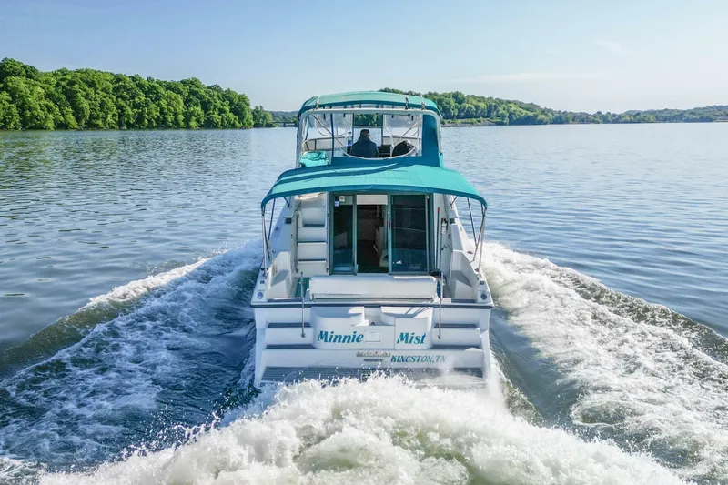 Slide: The Image of Carver Yachts 380 Santego 1994 - 6958333