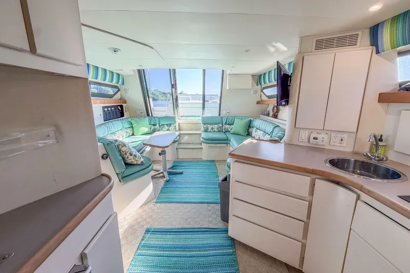Slide: The Image of Carver Yachts 380 Santego 1994 - 7244691