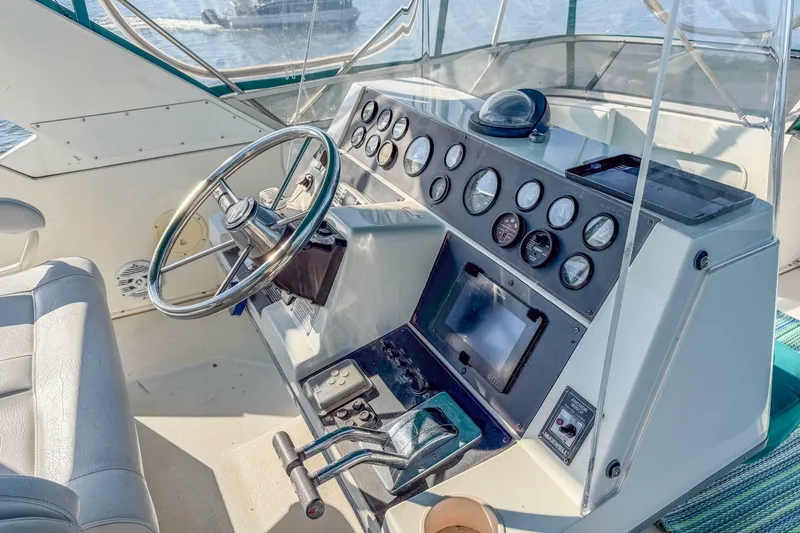 Slide: The Image of Carver Yachts 380 Santego 1994 - 6958376