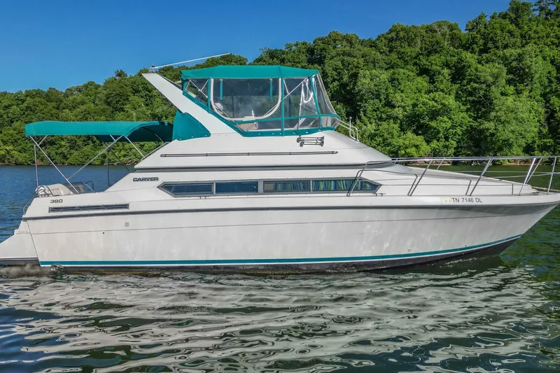 Slide: The Image of Carver Yachts 380 Santego 1994 - 6958305