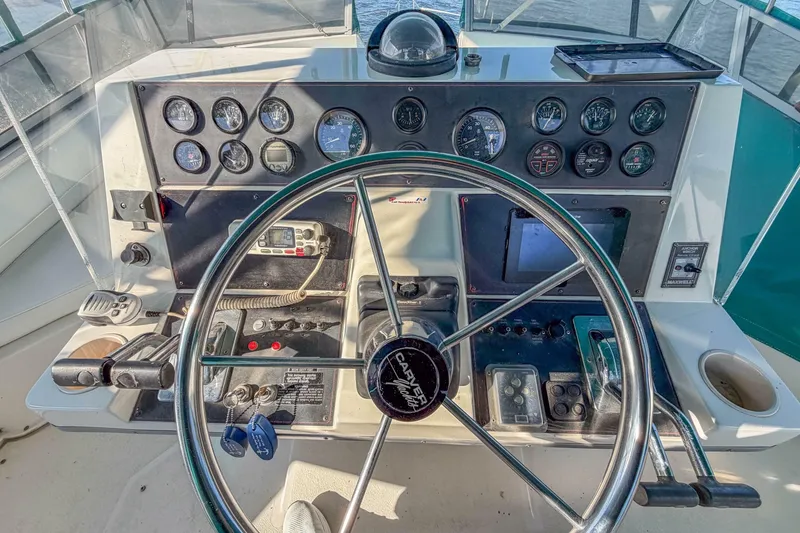 Slide: The Image of Carver Yachts 380 Santego 1994 - 6958396