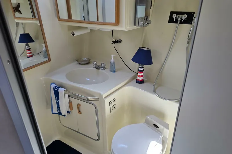 Slide: The Image of Sea Ray 370 Express Cruiser 1994 - 7244718