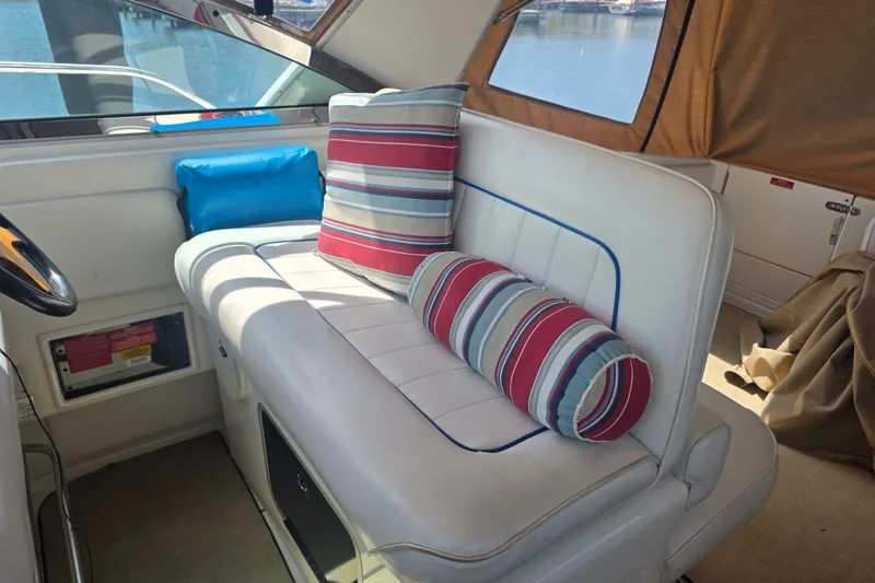 Slide: The Image of Sea Ray 370 Express Cruiser 1994 - 7244679