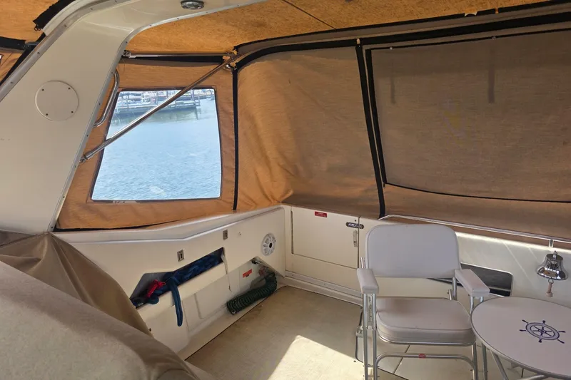 Slide: The Image of Sea Ray 370 Express Cruiser 1994 - 7244669