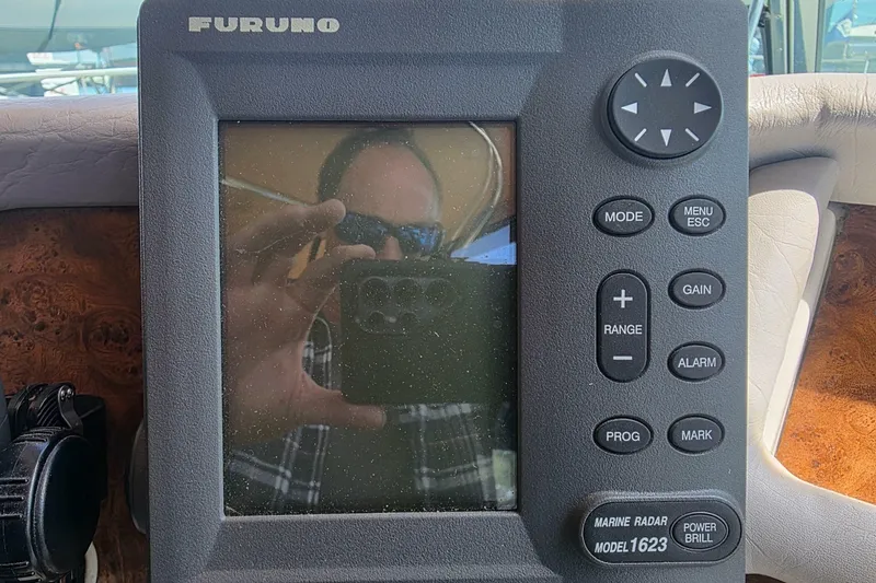 Slide: The Image of Sea Ray 370 Express Cruiser 1994 - 7244698