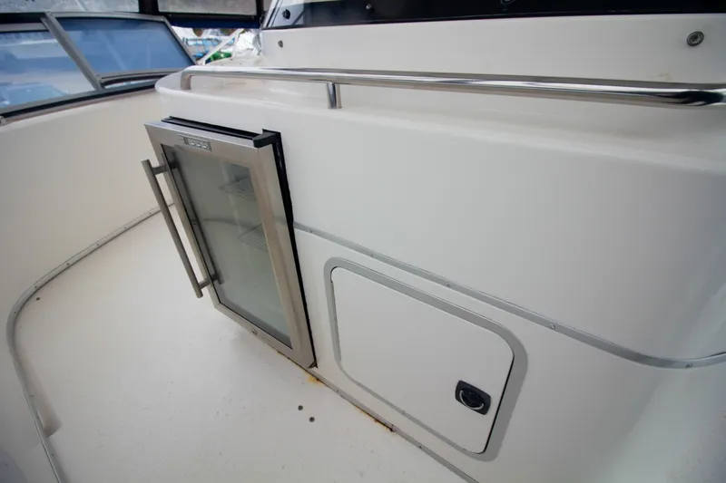 Slide: The Image of Sea Ray 440 Express Bridge 1993 - 7395045