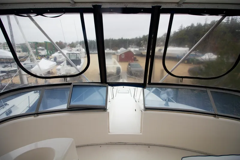 Slide: The Image of Sea Ray 440 Express Bridge 1993 - 6963949