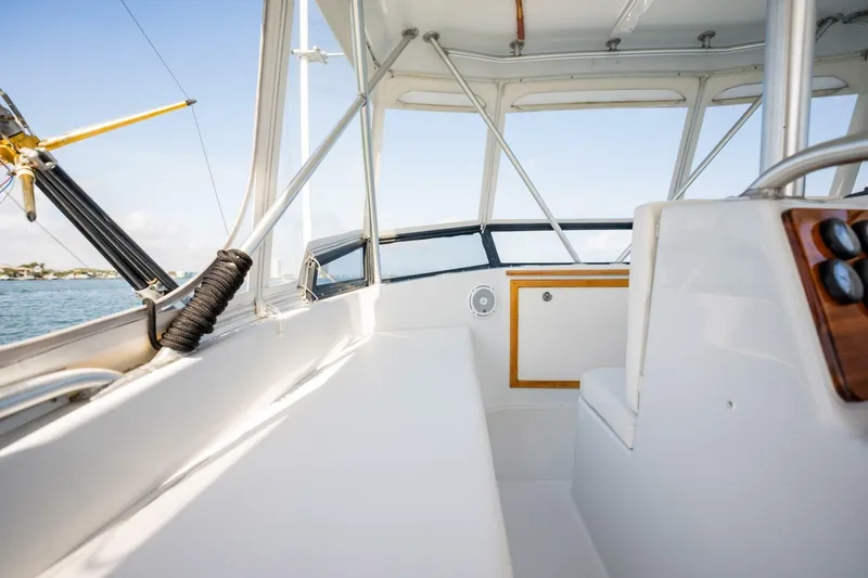 Slide: The Image of Jersey 42 Convertible Sportfisherman 1991 - 6958572