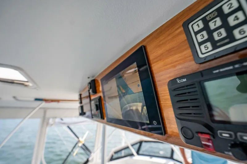 Slide: The Image of Jersey 42 Convertible Sportfisherman 1991 - 7395057