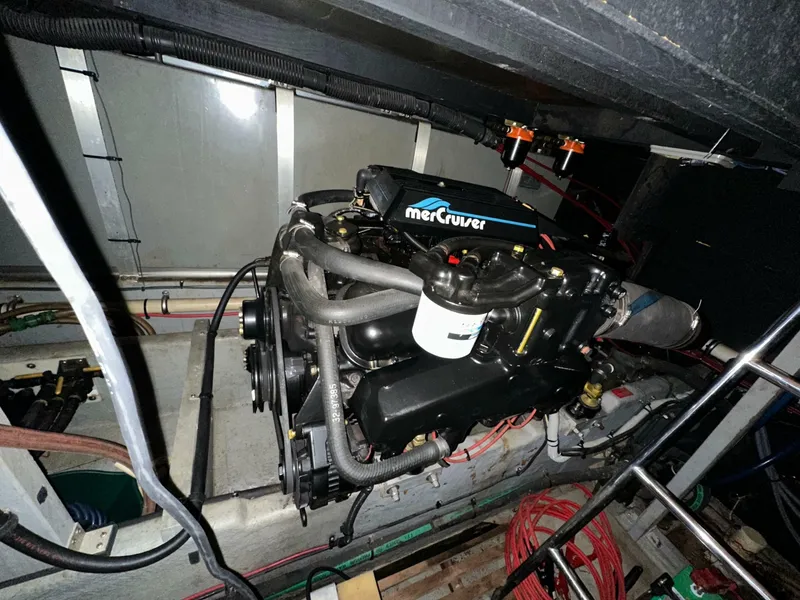 Slide: The Image of Sea Ray 380 Aft Cabin 1991 - 7244939