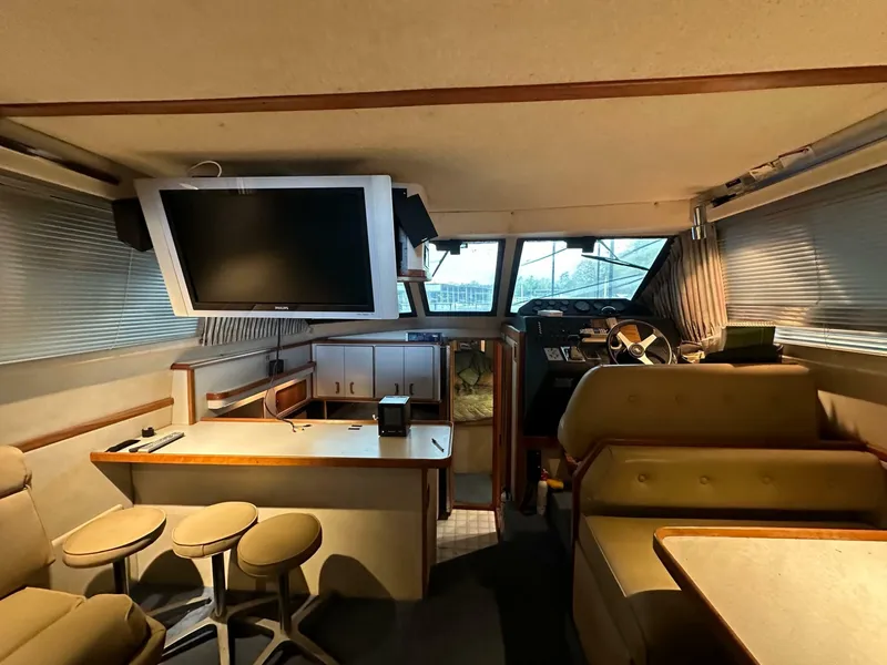 Slide: The Image of Sea Ray 380 Aft Cabin 1991 - 6958536