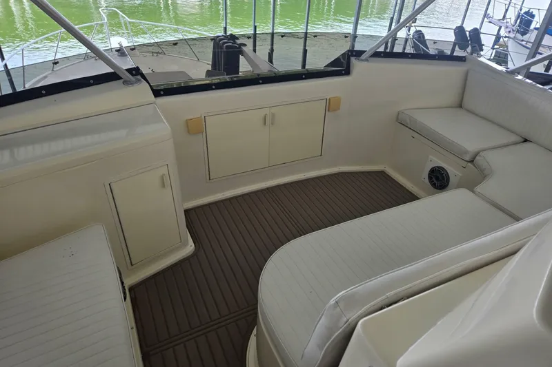 Slide: The Image of Viking 53 Convertible 1990 - 7245133